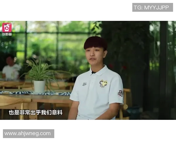 杨军独家分享羽毛球技巧与心得助你提升竞技水平与乐趣 杨军独家分享羽毛球技巧与心得助你提升竞技水平与乐趣