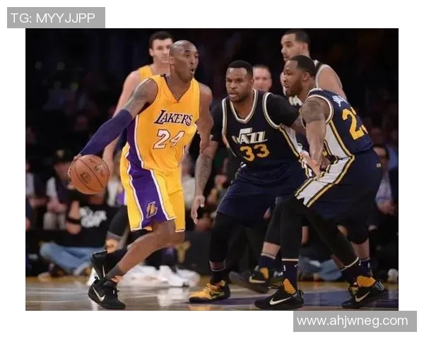 科比与足球明星的传奇对话：跨界碰撞的运动精神与友谊之旅